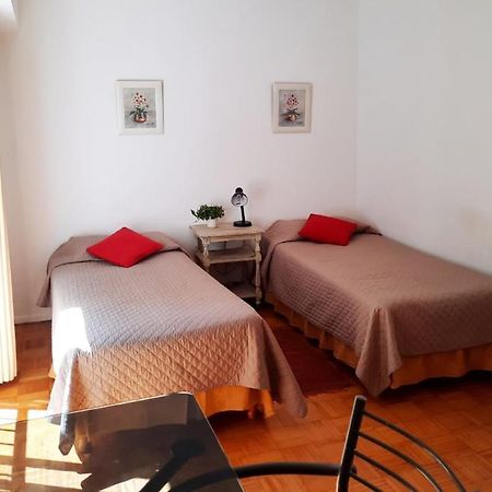 Departamento en el centro de la Ciudad. Para 2 personas Ciudad Autónoma de Ciudad Autónoma de Buenos Aires Exterior foto