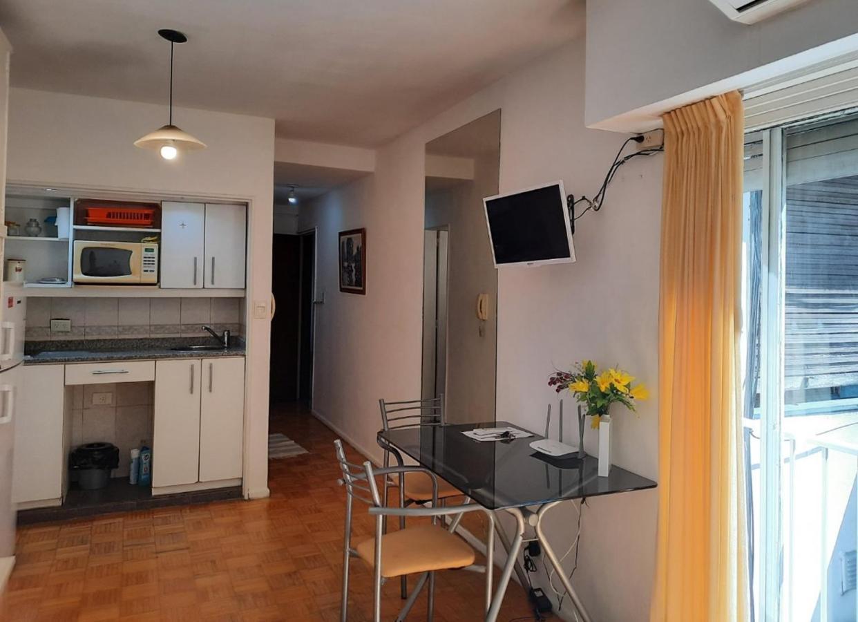Departamento en el centro de la Ciudad. Para 2 personas Ciudad Autónoma de Ciudad Autónoma de Buenos Aires Exterior foto